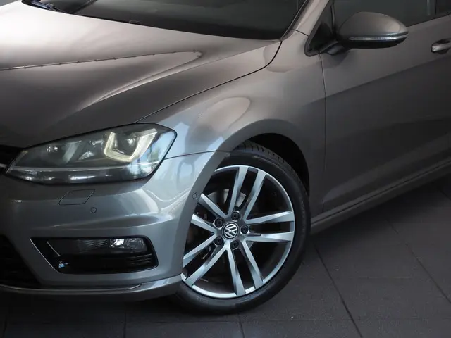 Volkswagen Golf 1.4 TSI Highline R - Line 2014 Benzine 15