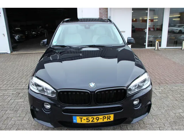 BMW X5 xDrive35i High Executive 2016 Benzine 22