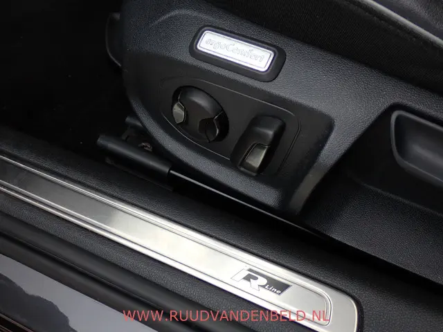 Volkswagen Arteon 2.0TSI R-LINE 2019 Benzine 27