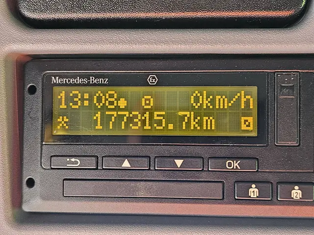 Mercedes-Benz Atego 1523 2021 Diesel 9