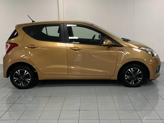 Hyundai i10 1.0i i-Motion Comfort Plus 2015 Benzine 14