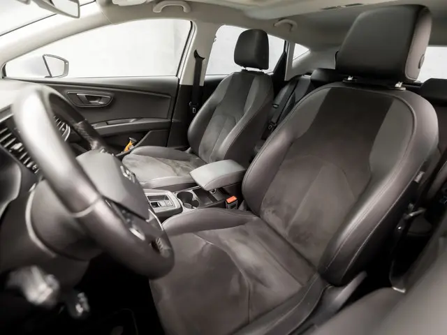 SEAT Leon 1.0 TSI Intense Sport 2018 Benzine 15