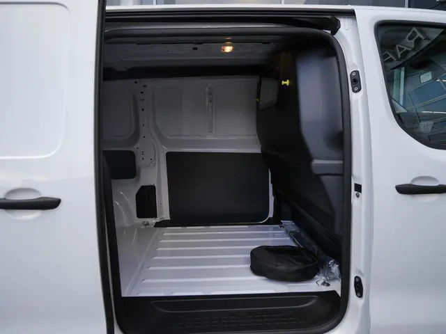 Peugeot e-Expert EV L3 75 kWh 2024 Elektrisch 5