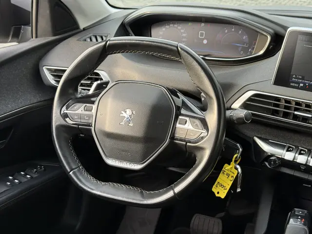 Peugeot 3008 1.2 PureTech Allure 2019 Benzine 26