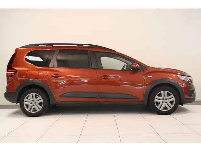 Dacia Jogger 1.0 TCe Comfort 7p. 2022 Benzine 17
