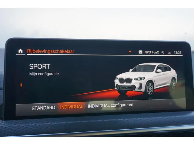 BMW X4 xDrive20i 2025 Benzine 28