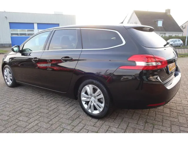 Peugeot 308 SW 1.6 BlueHDI Blue Lease Pack 2015 Diesel 9