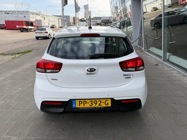 Kia Rio 1.0 TGDI ComfortPlusLine Navigator 2017 Benzine 6