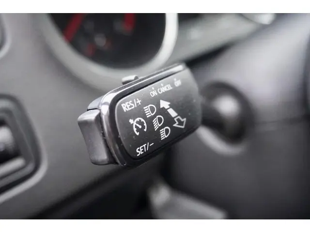 Volkswagen Polo 1.2 TSI Comfortline 2015 Benzine 18