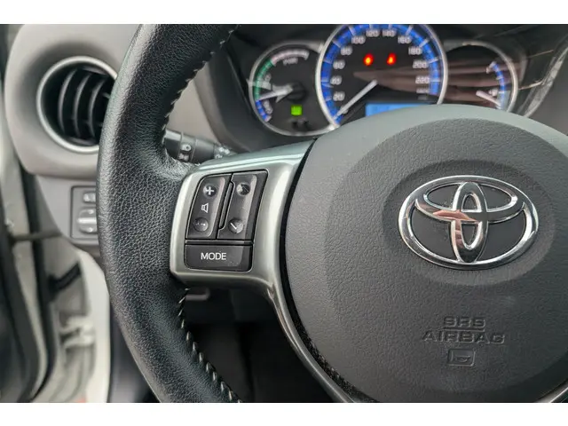 Toyota Yaris 1.5 Hybrid Lease 2015 Hybride Benzine 21