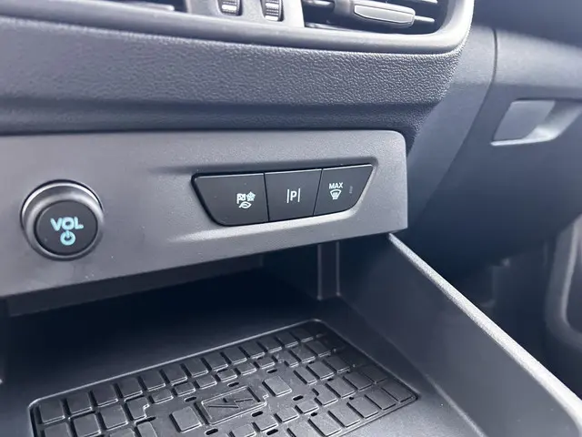 Ford E-Transit Courier Limited 44 kWh 2025 Elektrisch 22