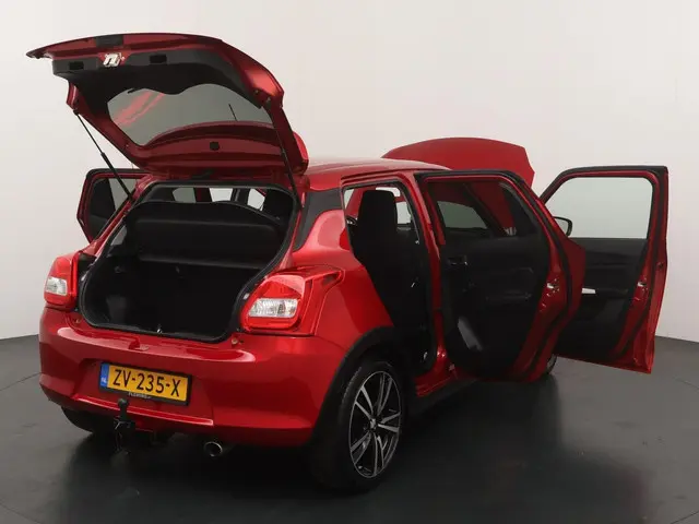 Suzuki Swift 1.2 Sportline 2019 Benzine 21