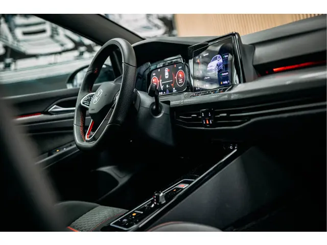 Volkswagen Golf 2.0 TSI GTI Clubsport 2024 Benzine 20