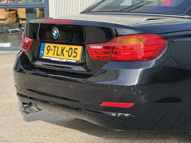 BMW 4 Serie Cabrio 428i High Executive 2014 Benzine 21