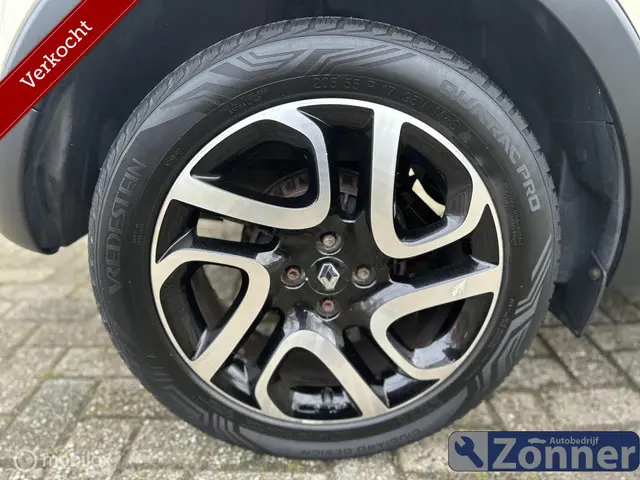 Renault Captur 0.9 TCe Helly Hansen 2014 Benzine 15