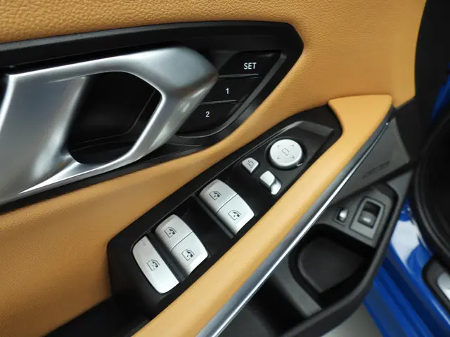 BMW 3 Serie Touring 330e 2024 Hybride Benzine 19