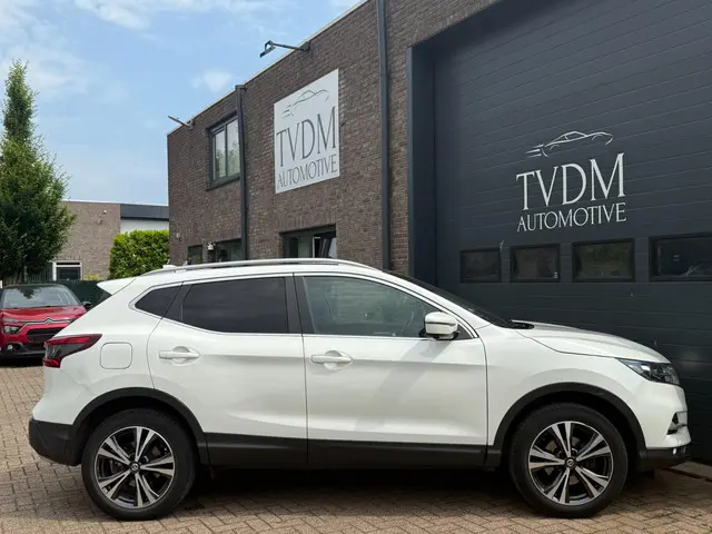 Nissan QASHQAI 1.2 N-Connect|NAVI|PANO|CLIMATE 2018 Benzine 28