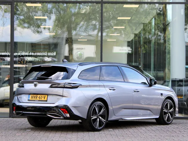 Peugeot 308 SW 1.2 PureTech GT 2023 Benzine 5