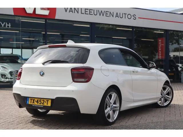 BMW 1 Serie 118i Business+ 2013 Benzine 2