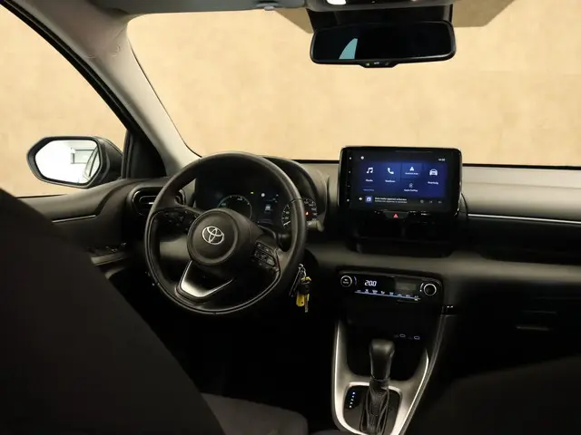 Toyota Yaris 1.5 Hybrid 115 Comfort 2025 Hybride Benzine 4