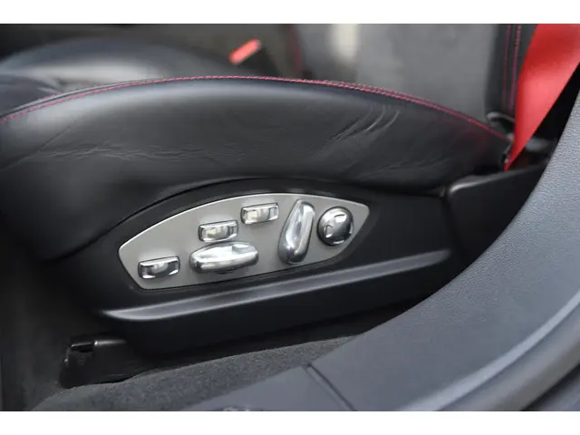 Porsche Panamera 4.8 GTS 2012 Benzine 17