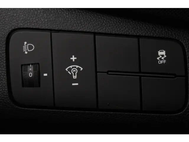 Hyundai i10 1.0i Comfort//Airco//Navi//5drs!! 2018 Benzine 7