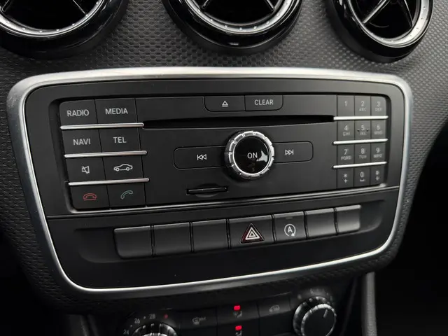 Mercedes-Benz A-Klasse 160 My First Star 2017 Benzine 24