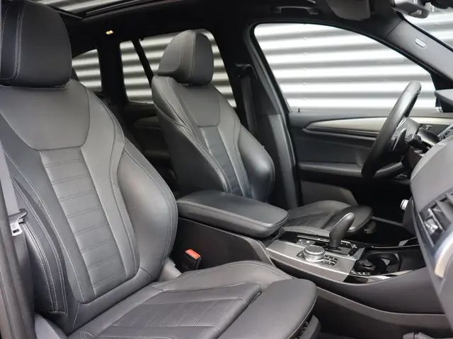 BMW X3 xDrive20i 2020 Benzine 8