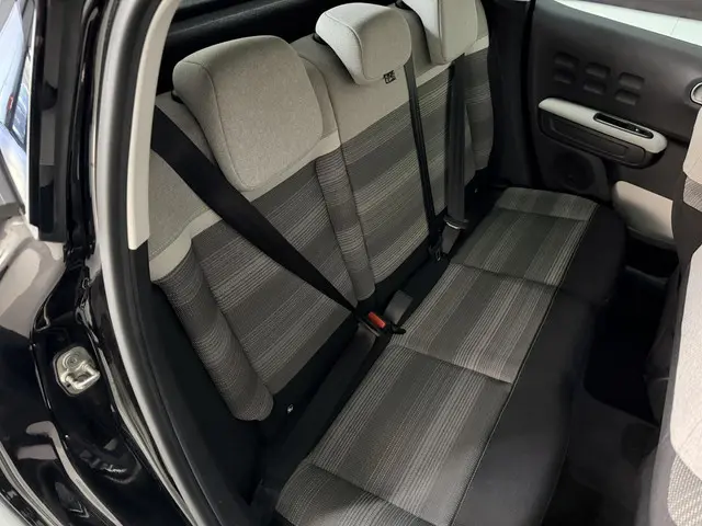 Citroën C3 1.2 Automaat, CarPlay S&S Shine 2017 Benzine 24