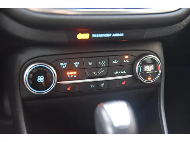 Ford Fiesta 1.0 EcoBoost Titanium 2020 Benzine 31