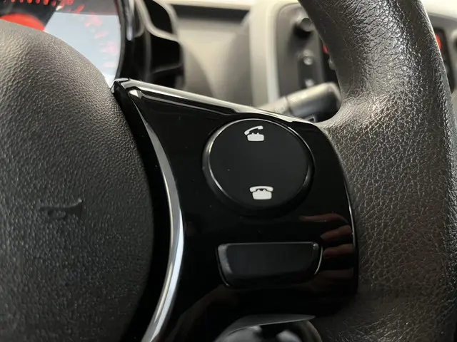 Peugeot 108 1.0 e-VTi Active 2017 Benzine 29