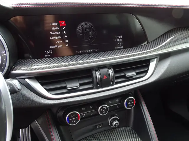 Alfa Romeo Stelvio 2.9 V6 AWD Quadrifoglio 2018 Benzine 18