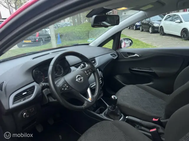 Opel Corsa 1.4 Favourite 2018 Benzine 18