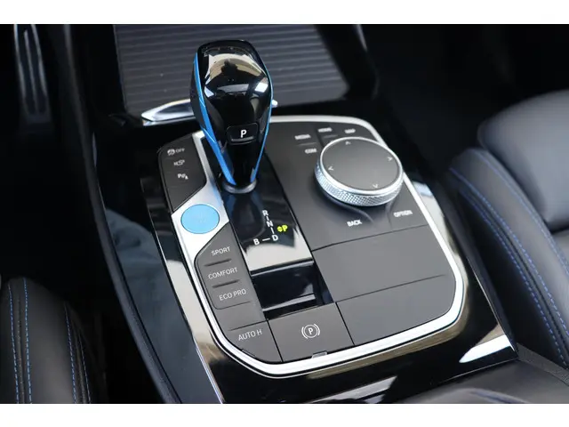 BMW iX3 High Executive 80 kWh 2023 Elektrisch 28