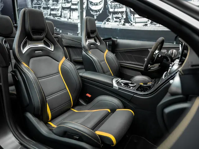 Mercedes-Benz C-Klasse Cabrio AMG 63 S 2022 Benzine 29