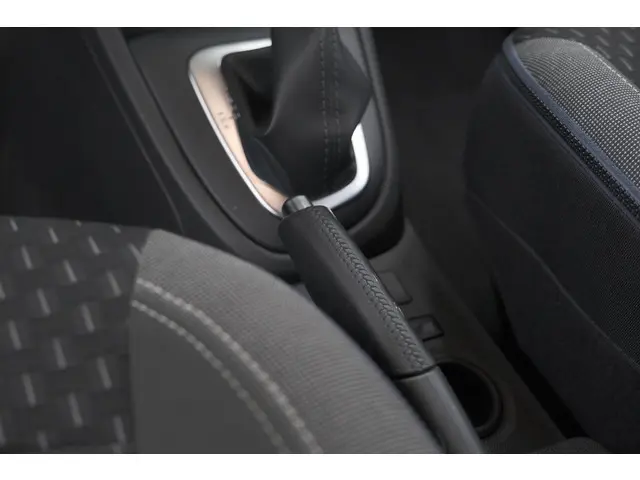 Renault Captur TCe 150 EDC Intens 2019 Benzine 43