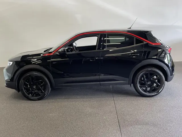 Opel Mokka 1.2 130pk Aut EAT-8 Turbo 2022 Benzine 6