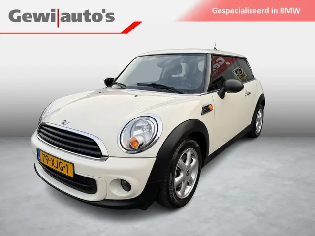 MINI One Mini 1.6 Business Line Org NL 2012 Benzine
