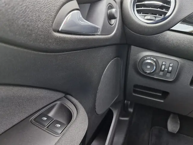 Opel ADAM 1.0 Turbo BlitZ 2019 Benzine 18