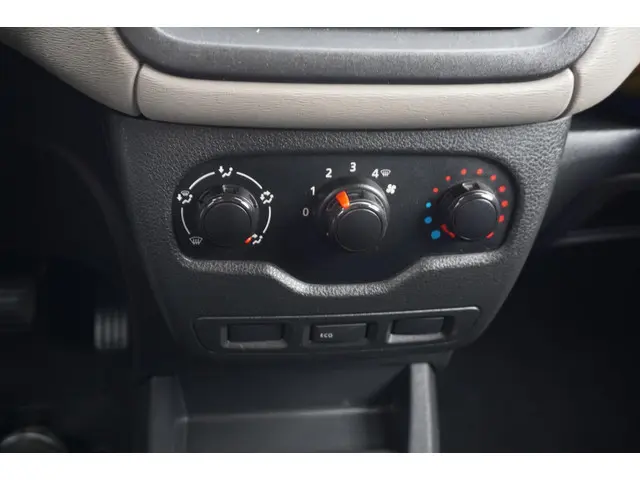 Dacia Dokker 1.6 MPI 100 Basic (MARGE AUTO) 2016 Benzine 18