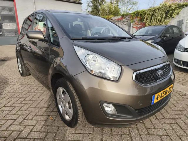Kia Venga 1.4 CVVT ExecutiveLine 2014 Benzine