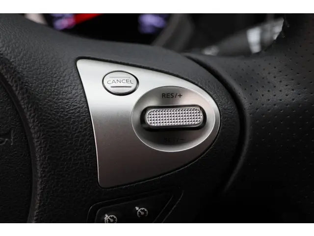 Nissan Juke 1.2 DIG-T S/S Connect Edition 2015 Benzine 34