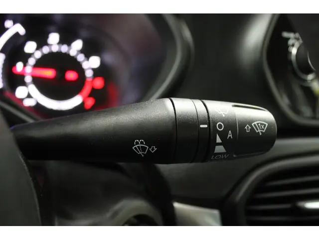 Fiat Tipo 1.4 16V Lounge 2016 Benzine 15