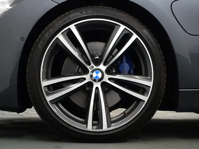 BMW 3 Serie 330e M Performance Aut- 2016 Hybride Benzine 33