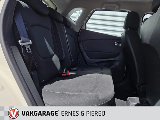 Renault Captur 0.9 TCe Zen 2017 Benzine 24