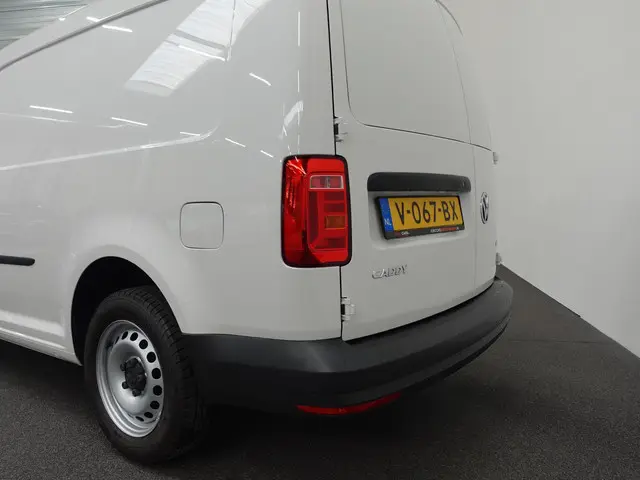Volkswagen Caddy 2.0 TDI Automaat L2H1 Maxi 2017 Diesel 6