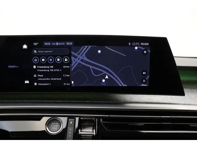 Peugeot e-3008 GT 73 kWh 2024 Elektrisch 24