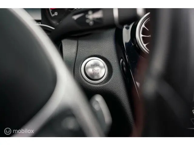 Mercedes-Benz C-Klasse 43 AMG 4MATIC 2015 Benzine 18