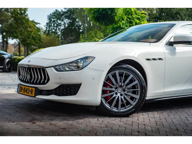 Maserati Ghibli 3.0 V6 D 2017 Diesel 27