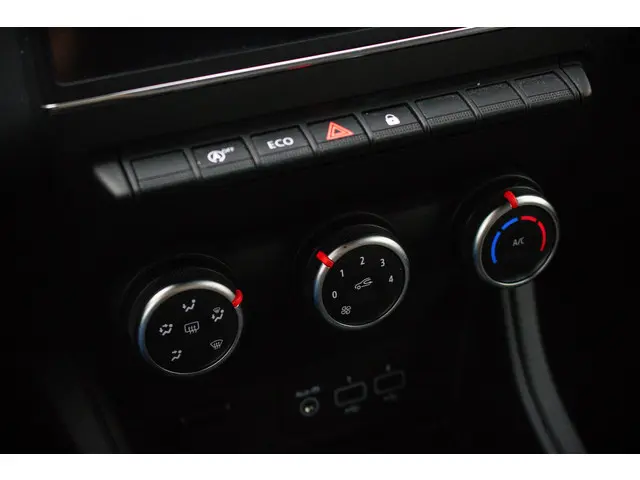 Renault Captur TCe 100pk Bi-Fuel Zen 2022 Benzine 21